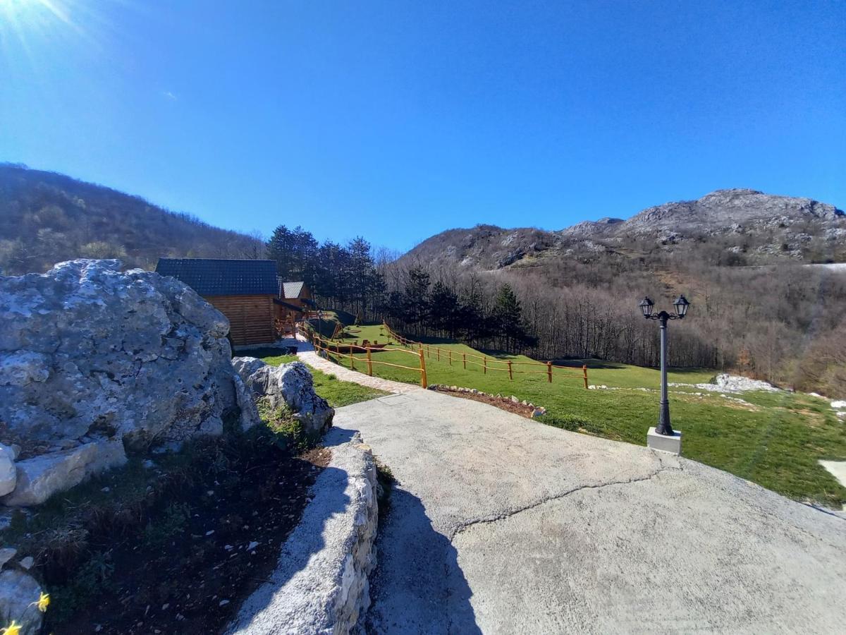 Forest&Lake Cottages Virpazar Extérieur photo