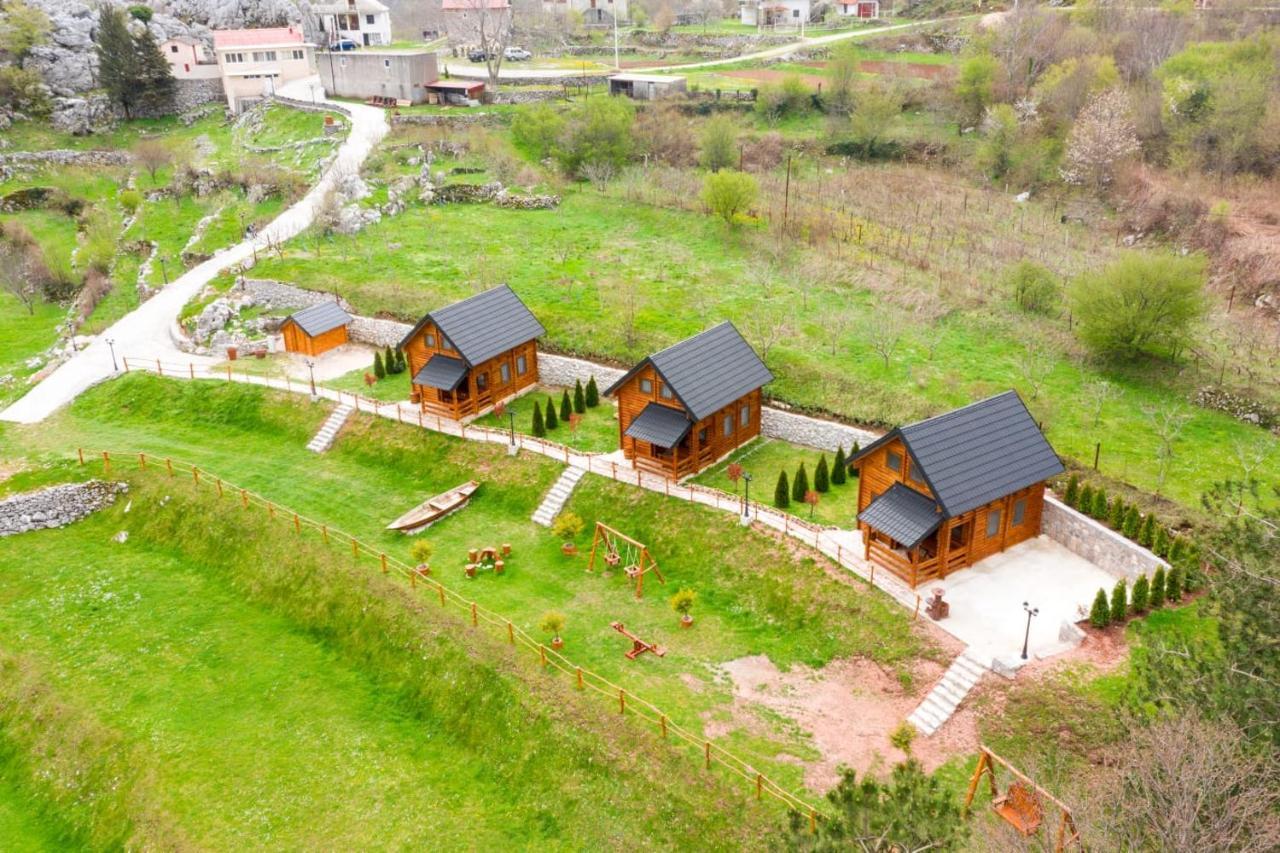 Forest&Lake Cottages Virpazar Extérieur photo