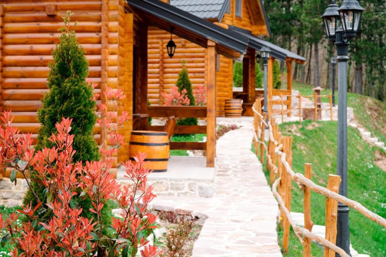 Forest&Lake Cottages Virpazar Extérieur photo
